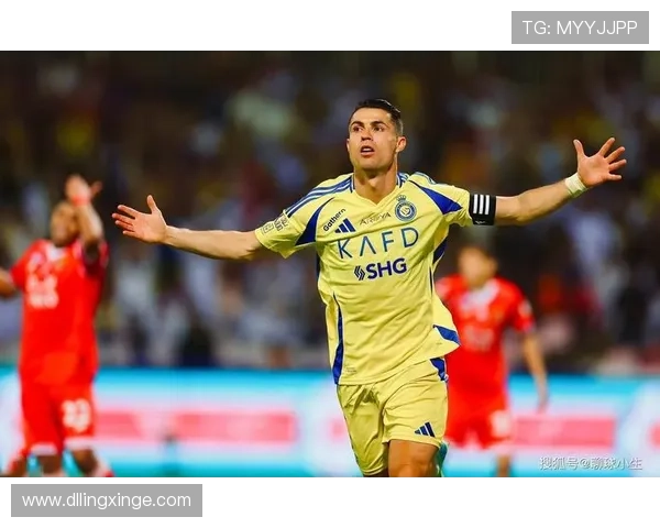 全球足球明星的风采与成就各国球员的传奇故事与影响力分析