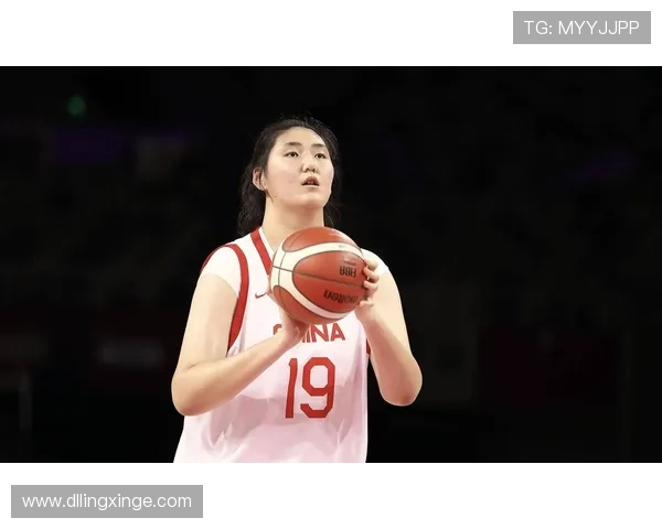 北京篮球队在世界杯中的比赛经验与表现分析与点评