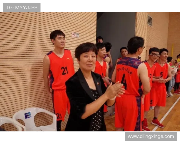 赛后分析:北京篮球队与深圳篮球队的表现与状态对比探讨 赛后分析:北京篮球队与深圳篮球队的表现与状态对比探讨