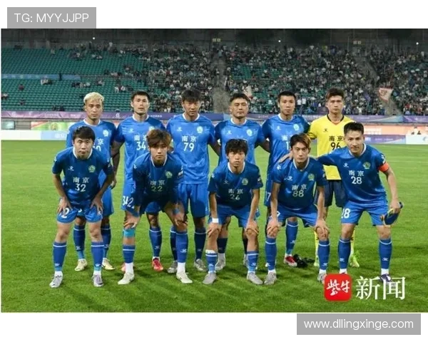 南京足球队挑战赛表现分析团队配合与战术执行的关键因素探讨