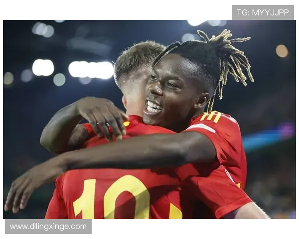 欧洲足球明星生日庆祝视频回顾精彩瞬间与感人祝福